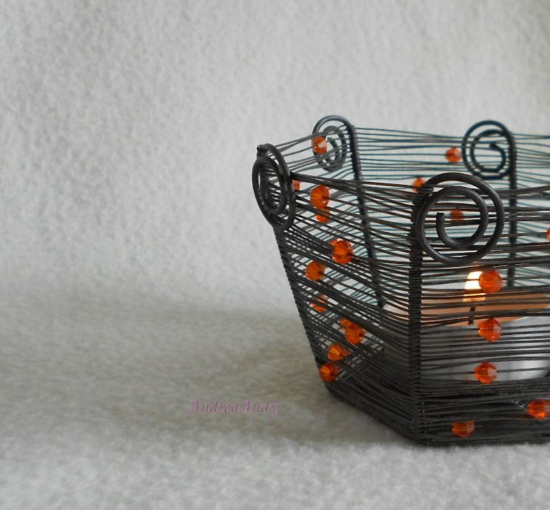 Svícen oranžový :-)