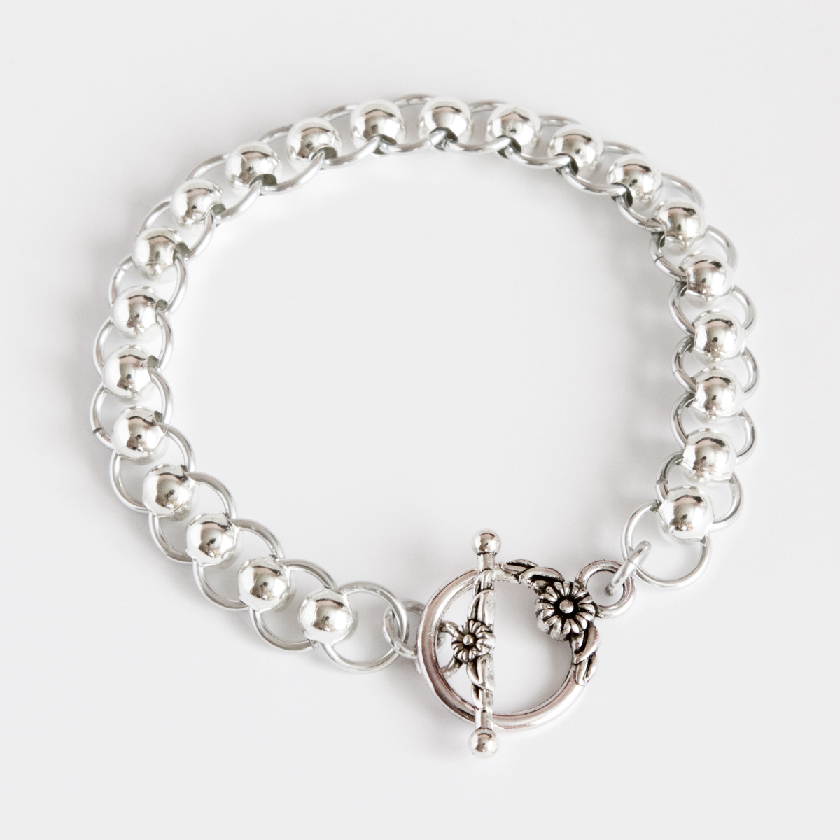 Kuličkový náramek