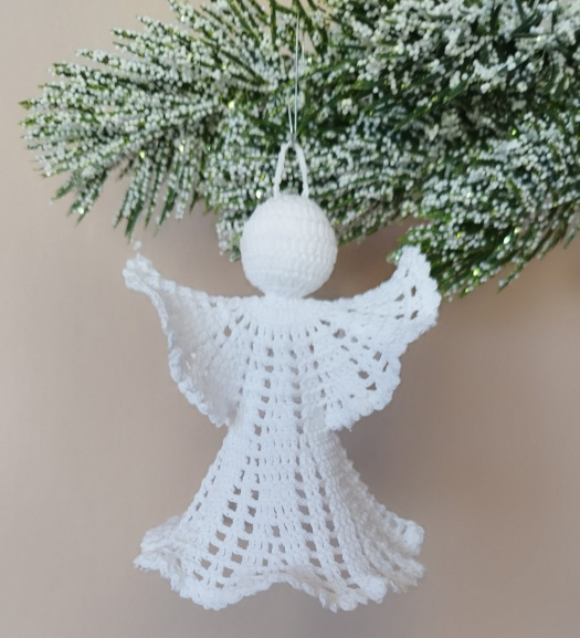 Andílek háčkovaný