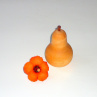 Dřevěná dekorační -  hruška výška 10 cm
