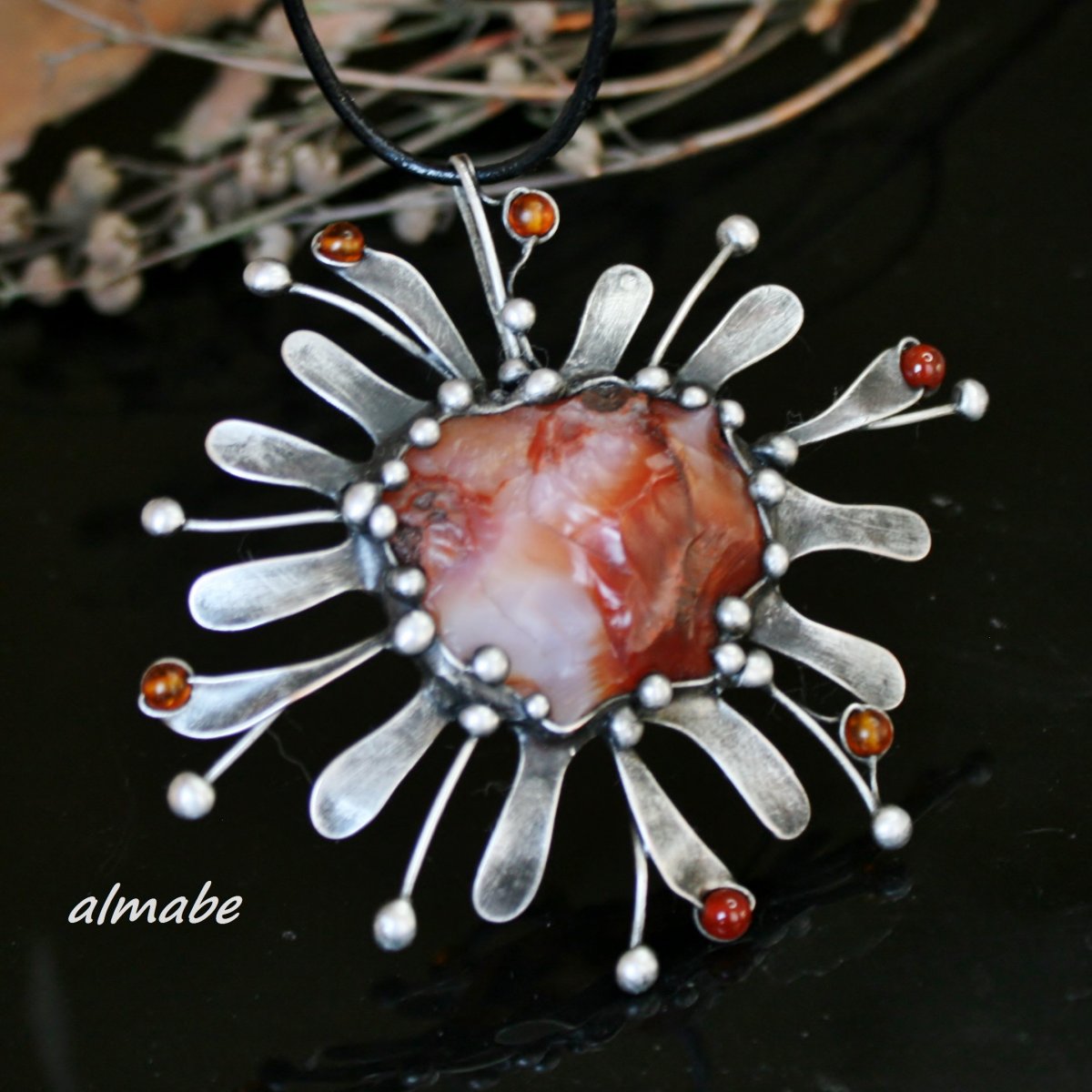 Ohnivý květ (karneol)