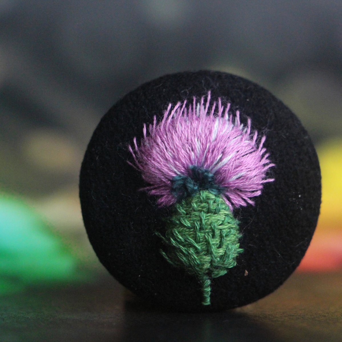 Brož nebo knoflík, 