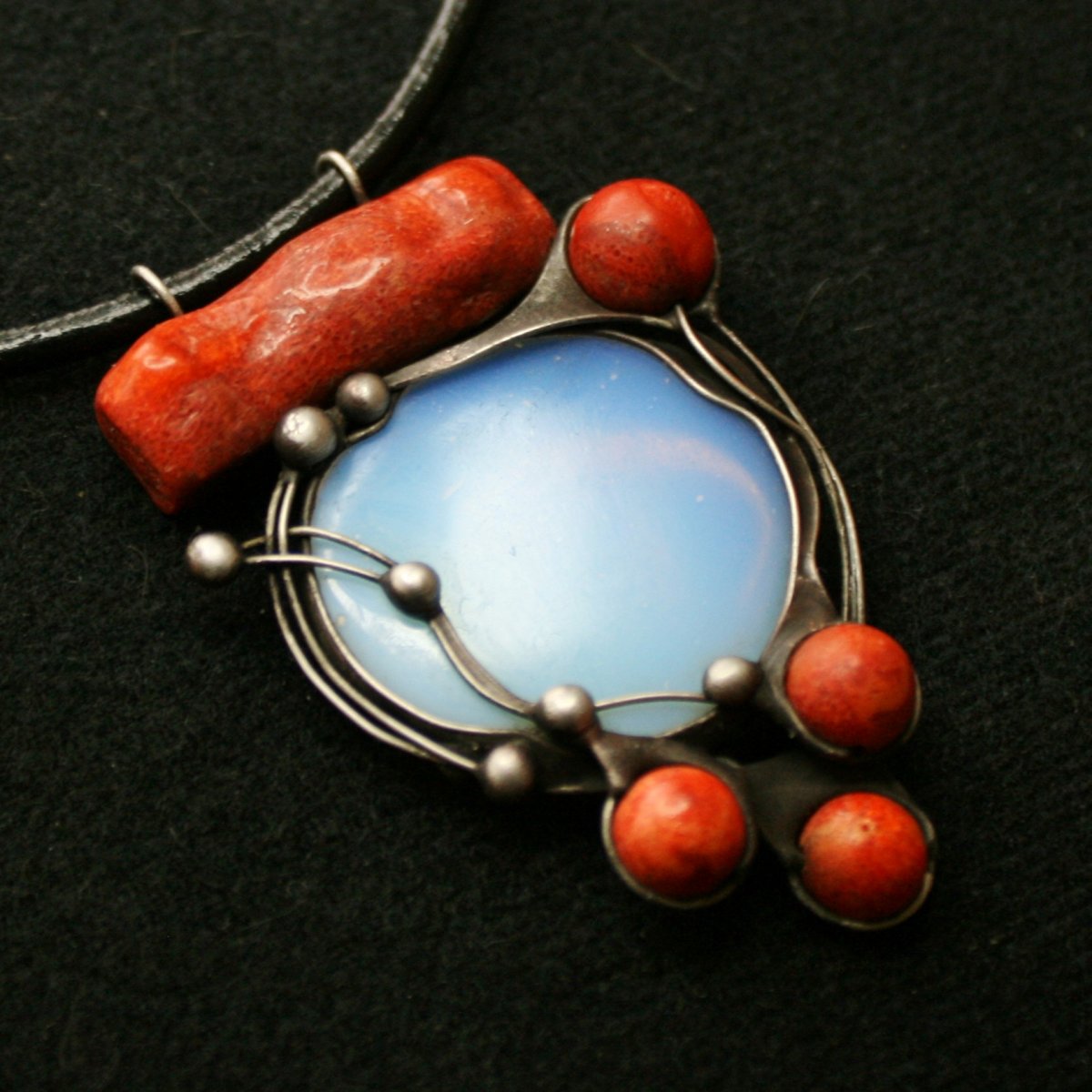 Radost ze života - opalit, korál