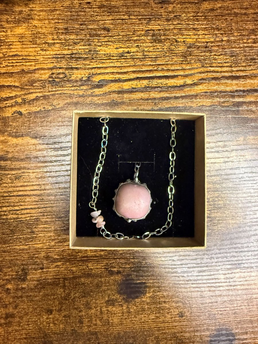 RŮŽOVÝ OPÁL náhrdelník