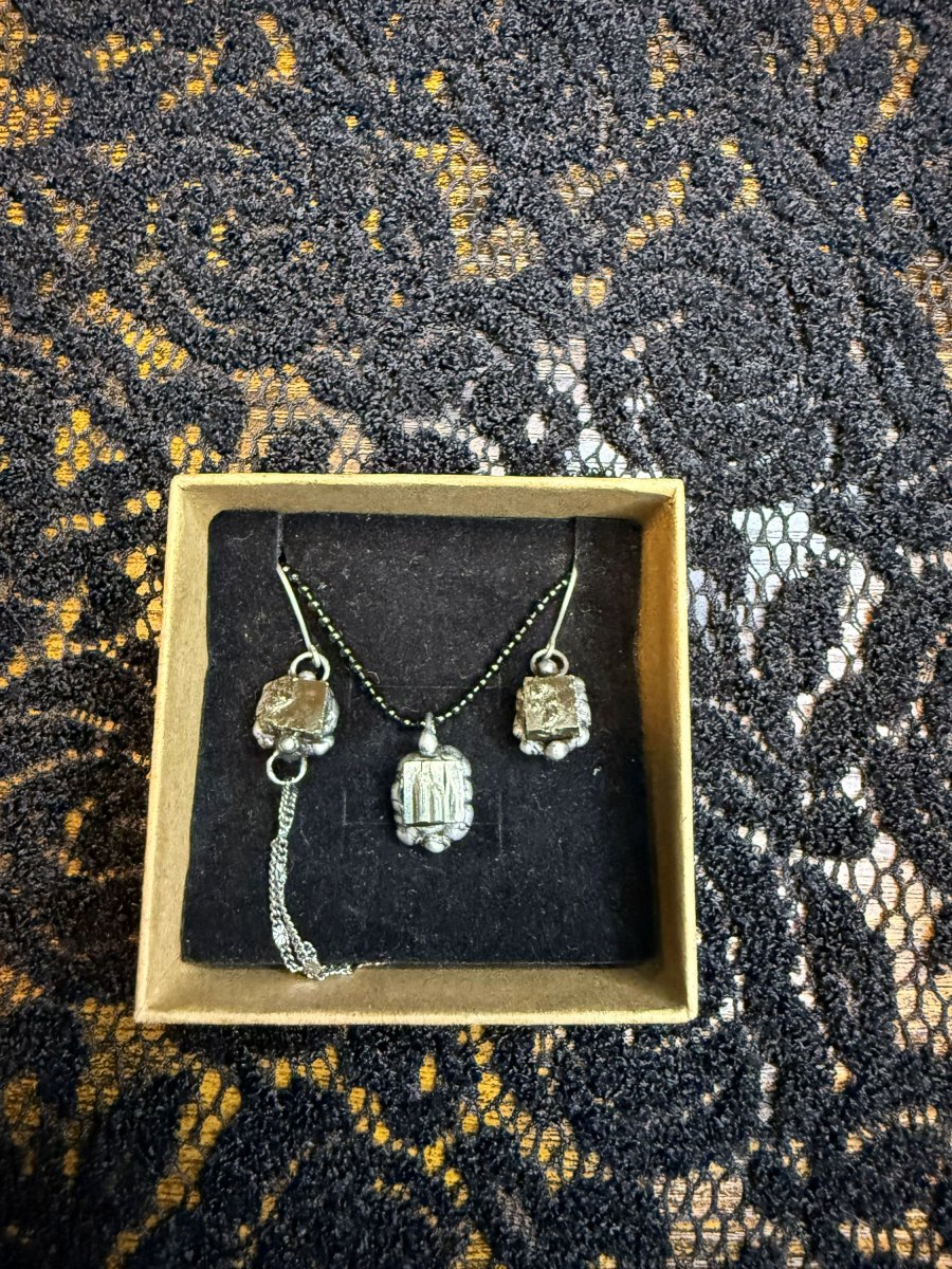 PYRIT náušnice + přívěšek