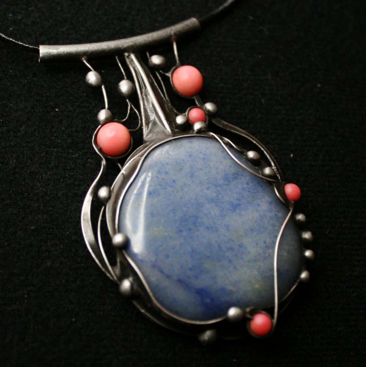 Modrá nálada (modrý křemen)