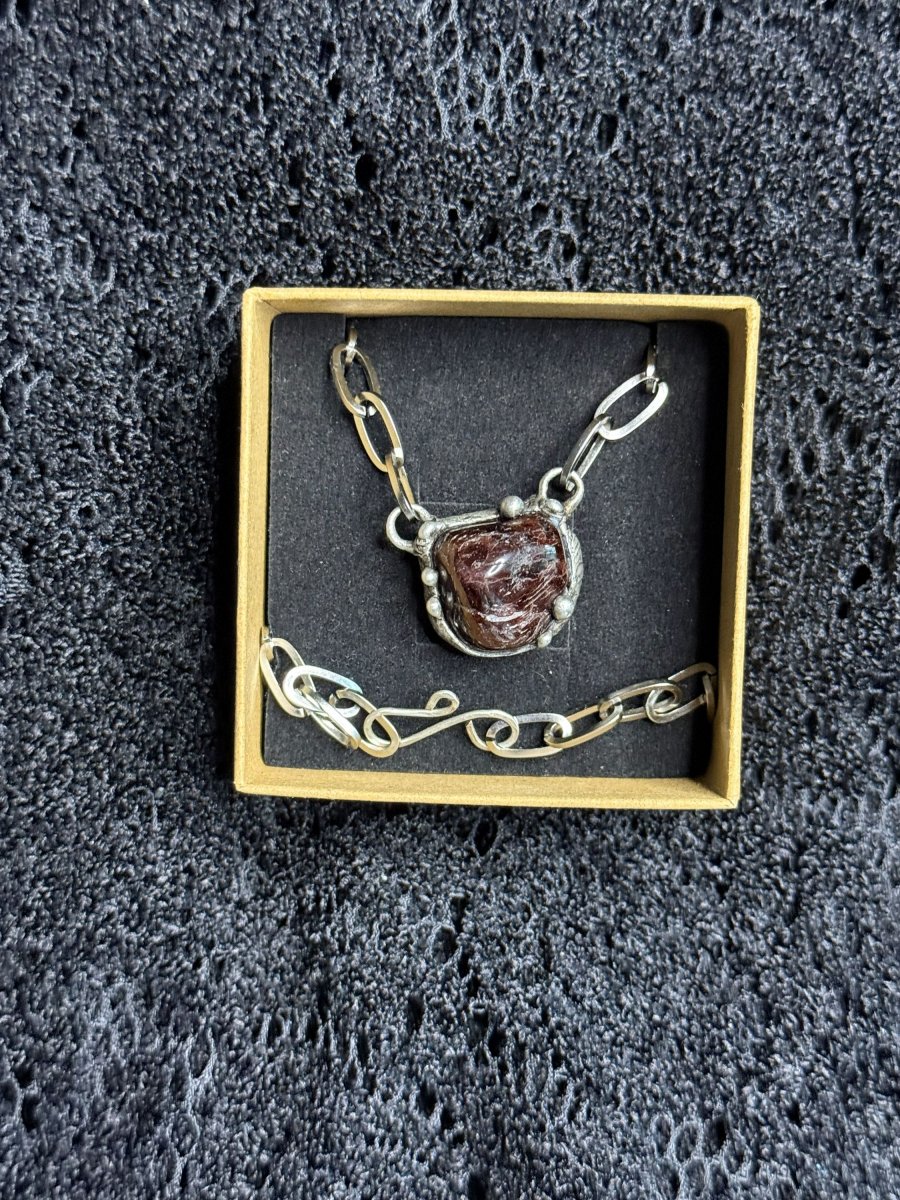 GRANÁT choker
