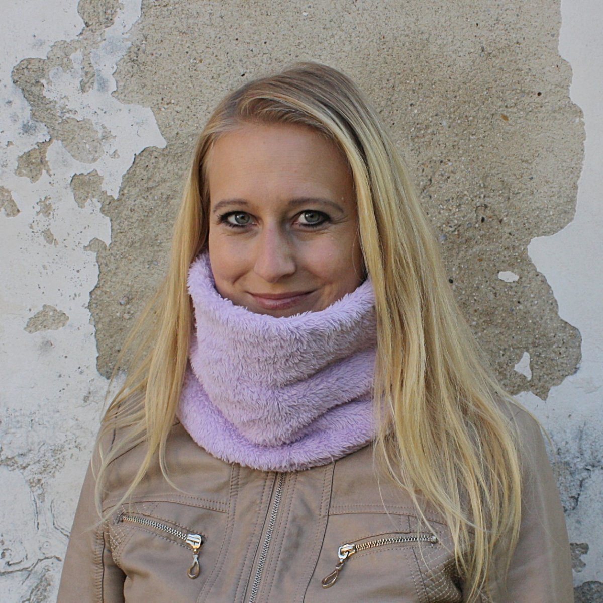 IHNED: DÁMSKÝ Chlupaťoučký nákrčník NA MÍRU