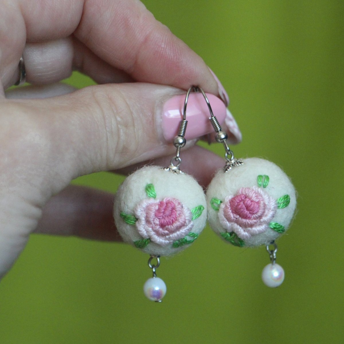 Bonbonky s růžičkou - náušnice