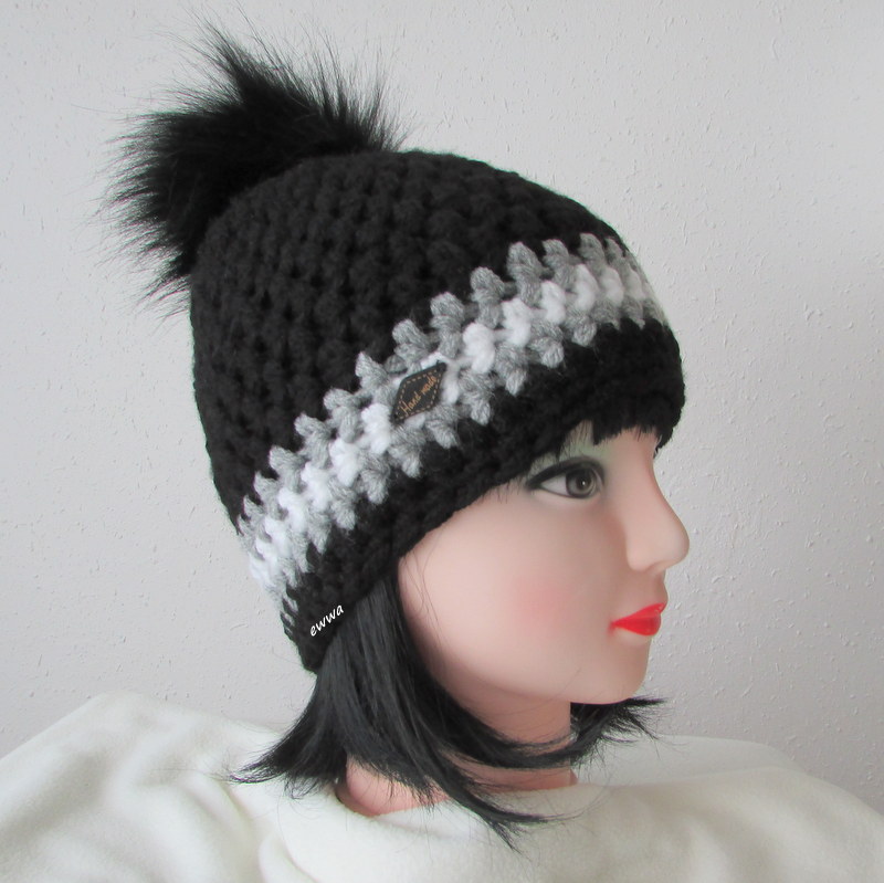 Čepice černá/šedá/bílá