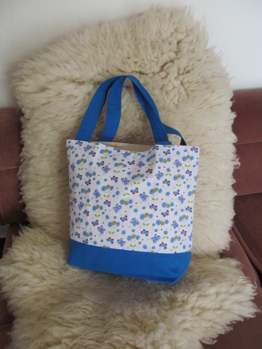 Nákupní taška - louka s motýlky