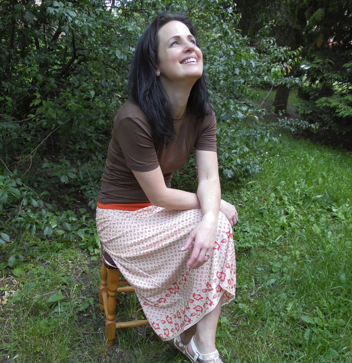 sukně áčková dlouhá květy bordura