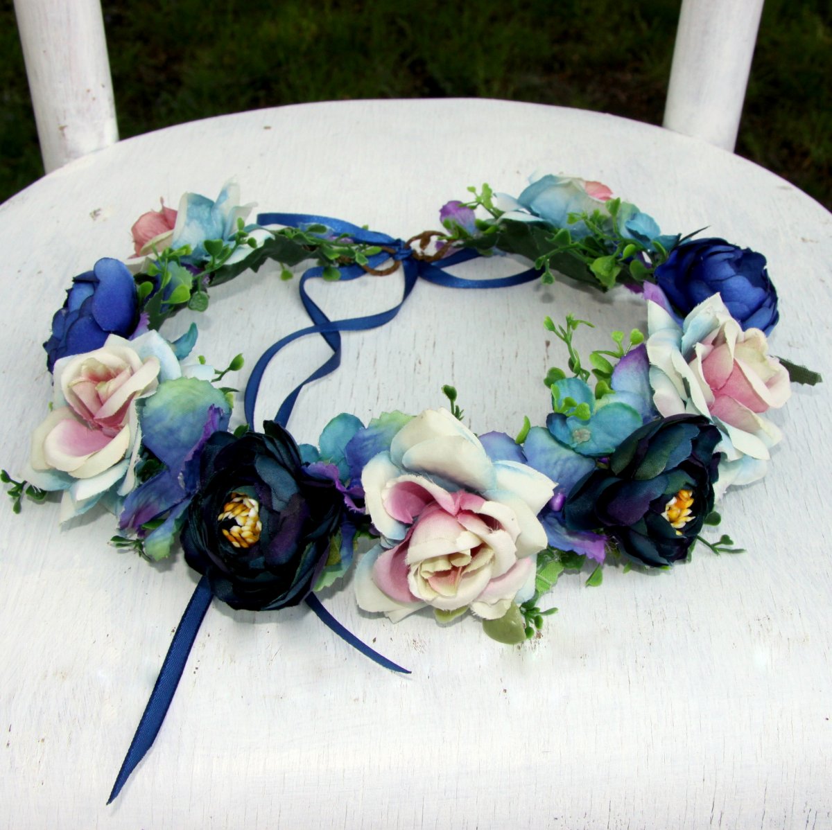 Tmavomodré blues_květinový věneček do vlasů
