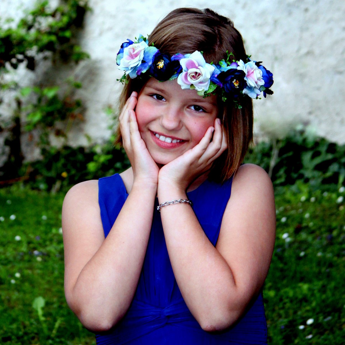 Tmavomodré blues_květinový věneček do vlasů