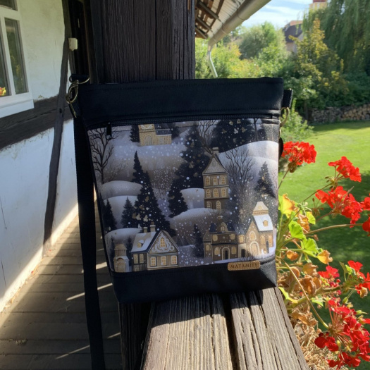 Crossbody kabelka - domečky černobéžové