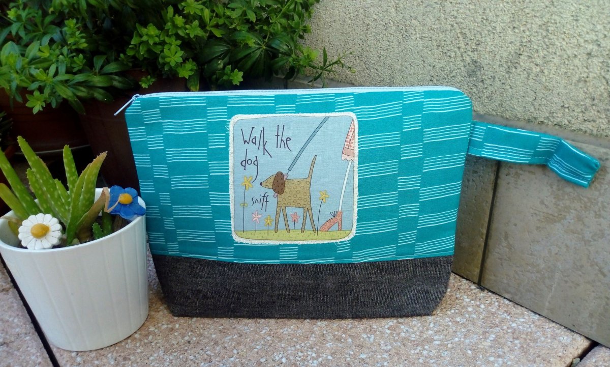 Velká toaletní taška Walk the dog