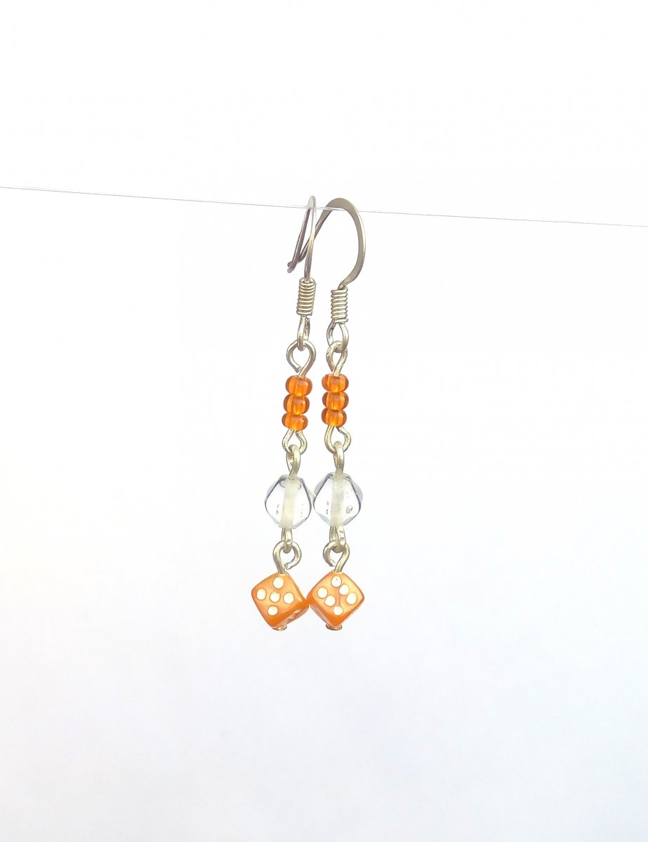 Oranžové kostičky