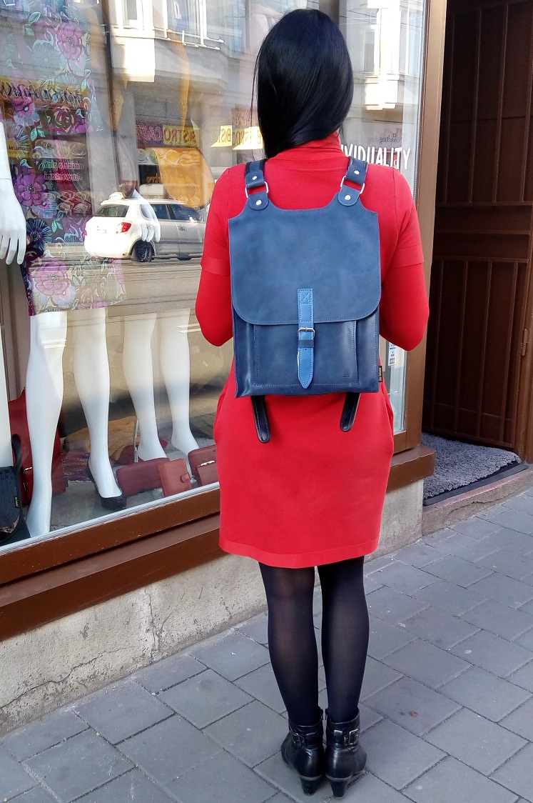 Kožený batoh modrý 