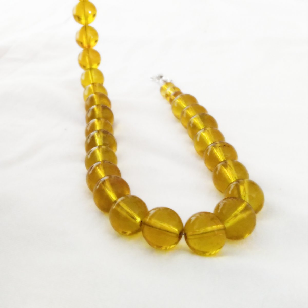 Medově žluté retro korále - skleněné