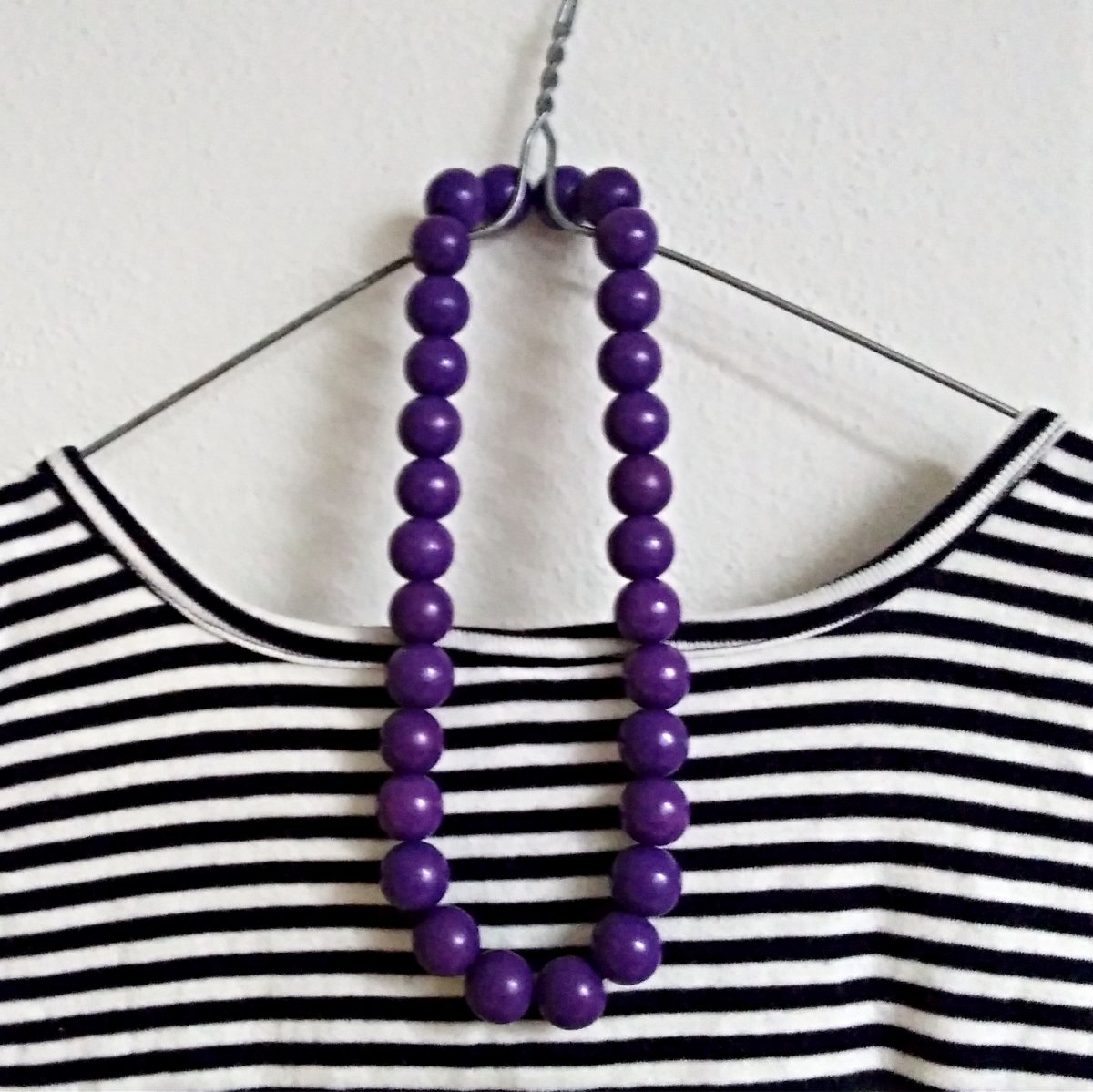 Fialové korále - dřevěné