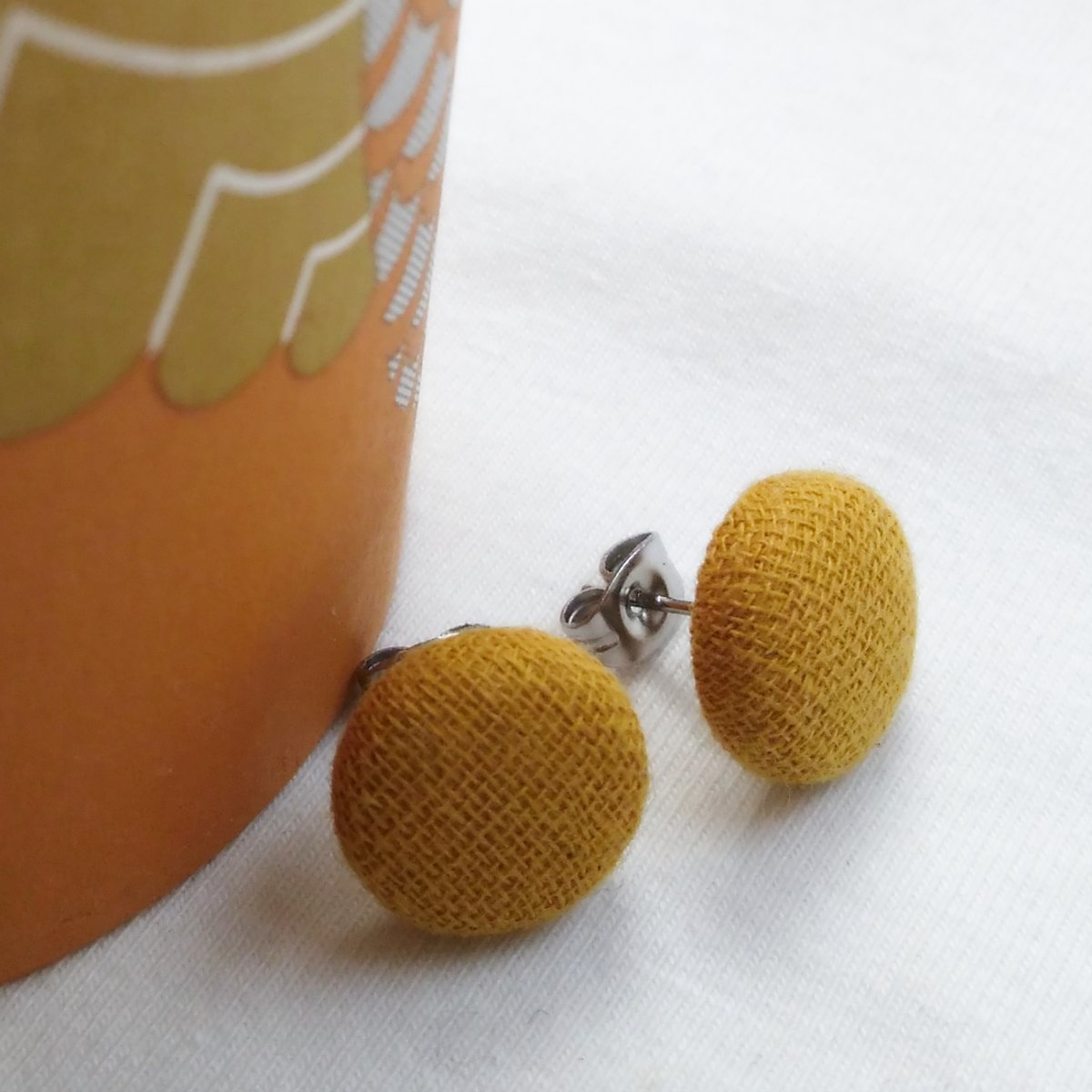 Hořčicové – buttonkové náušnice