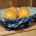 tyrkysová mísa na čtyřech nožkách