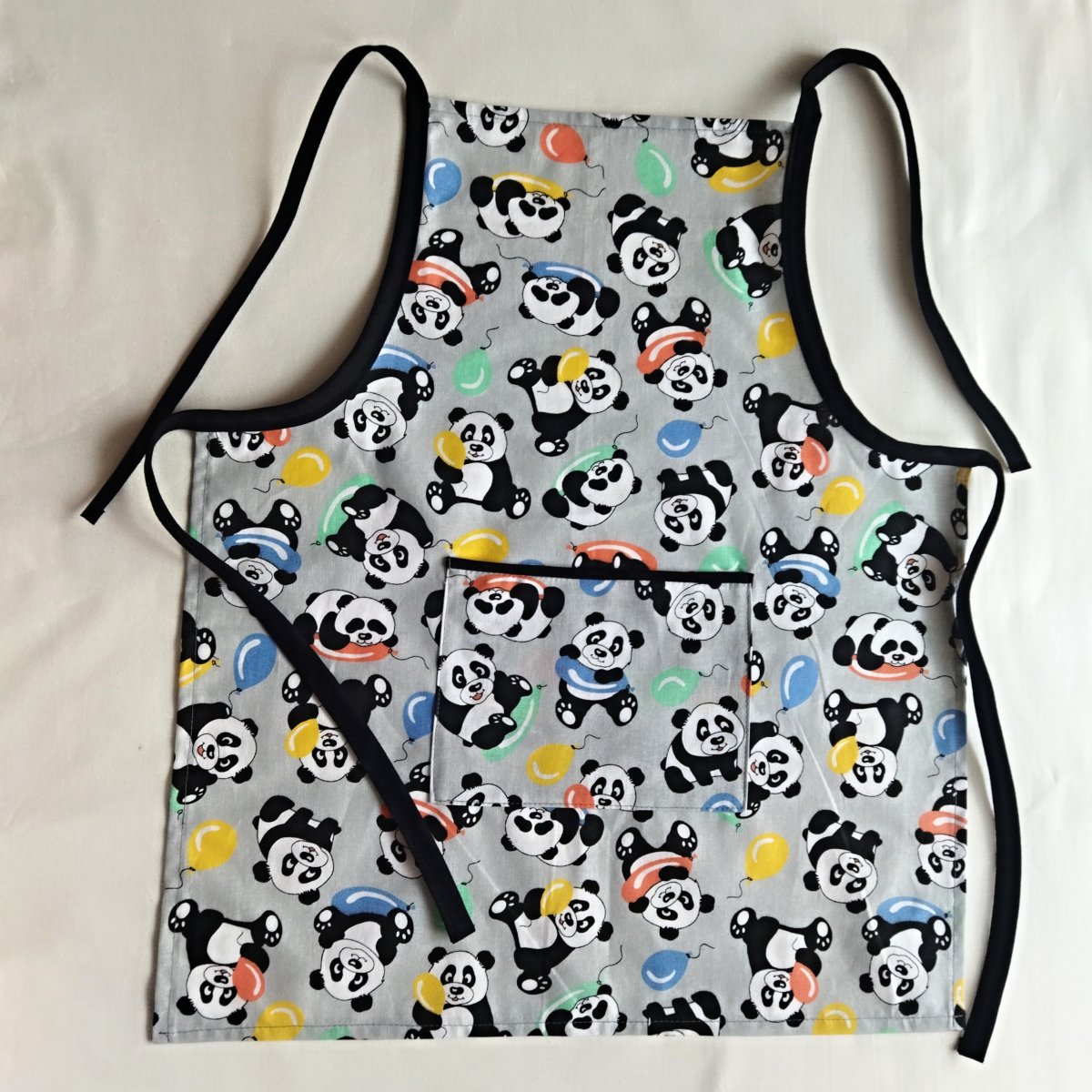 Dětská zástěra - medvídci panda