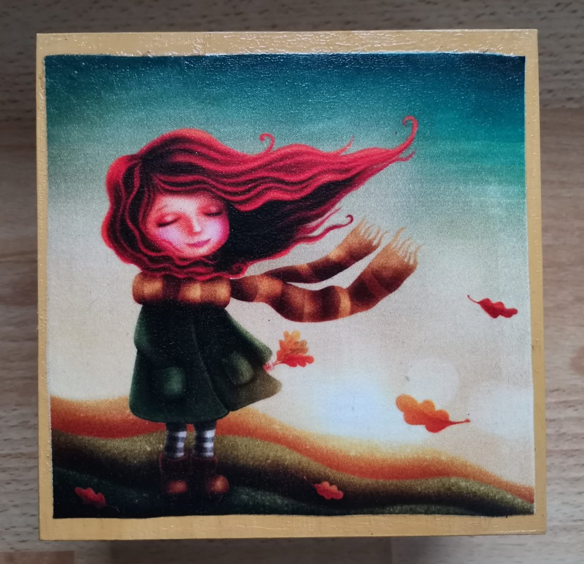 Dřevěná krabička, šperkovnice, Elenka