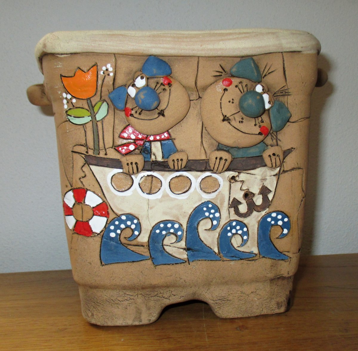 Hranatý obal na květináč - Kočky