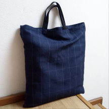 Elegantní tmavě modrá taška