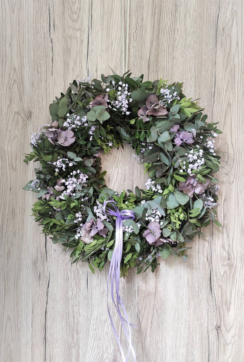 Přírodní eukalypt. věnec do fialkové