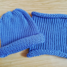 Pletený komplet ( modrá) 