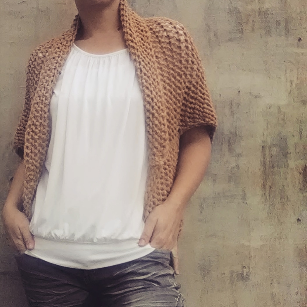 svetle hnědá vesta M - XL