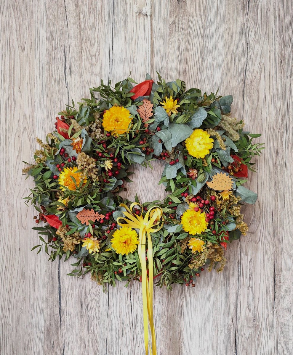 Přírodní eukalypt. podzimní věnec do žluté