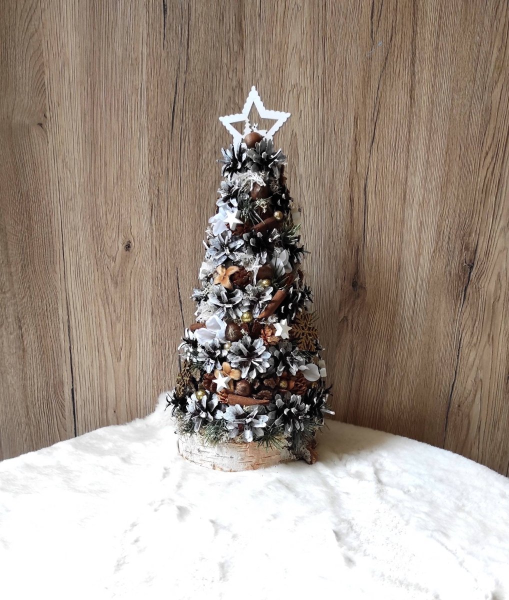 Vánoční stromeček do bílozlaté