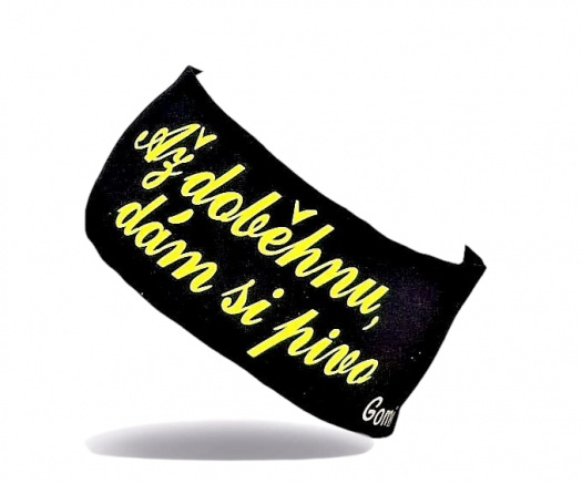 Úpltová čelenka s nápisem