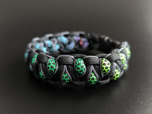 Paracord náramek