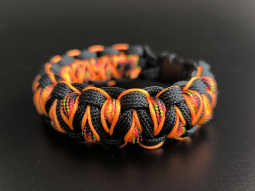 Paracord náramek