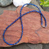 Broušený lapis lazuli 3 mm jemný minerálový náhrdelník