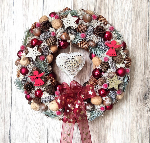 Luxusní vánoční v. do zlatočervené se srdíčkem