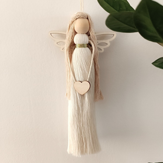 Andělka s copánkem