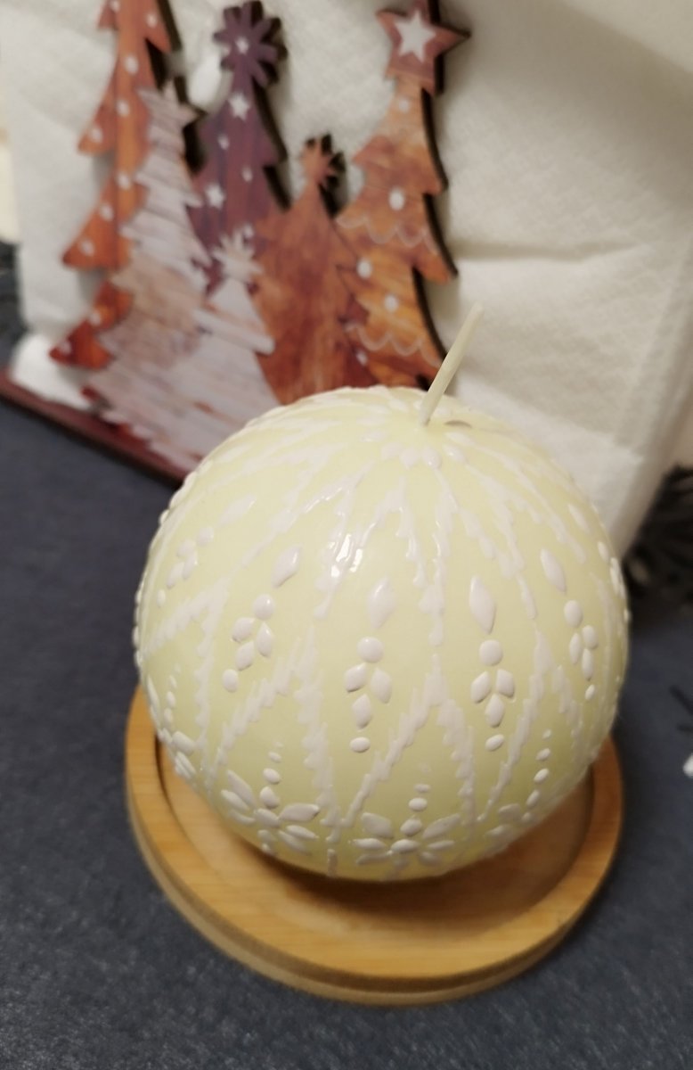 Svíčka ručně zdobená