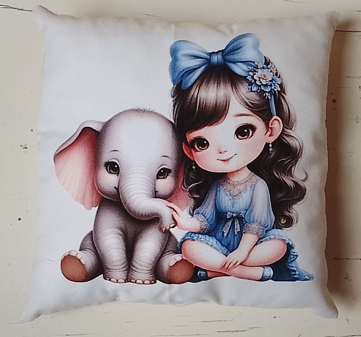 Polštářek děvčátko a slůně 