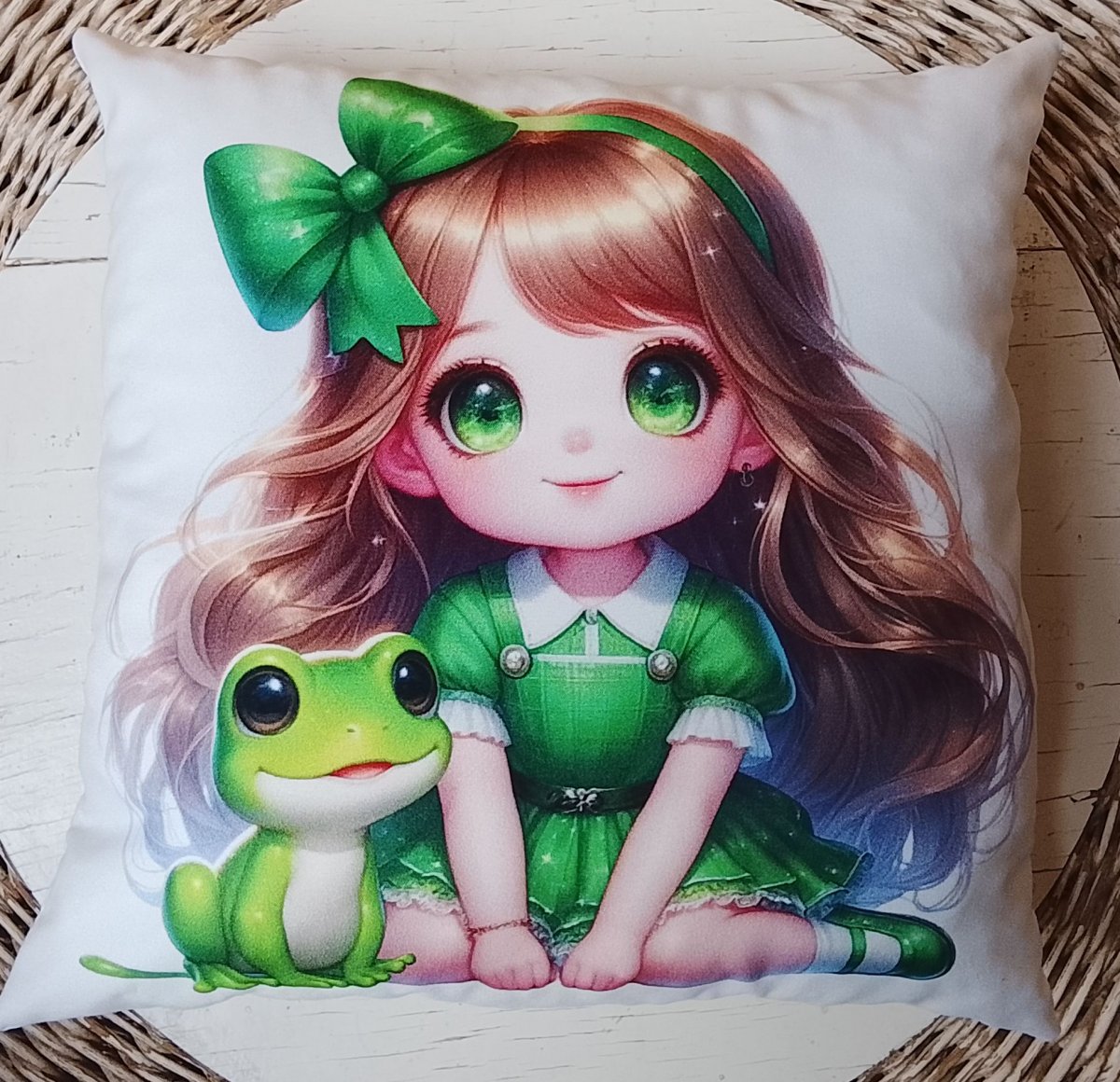 Polštářek děvčátko a žába 