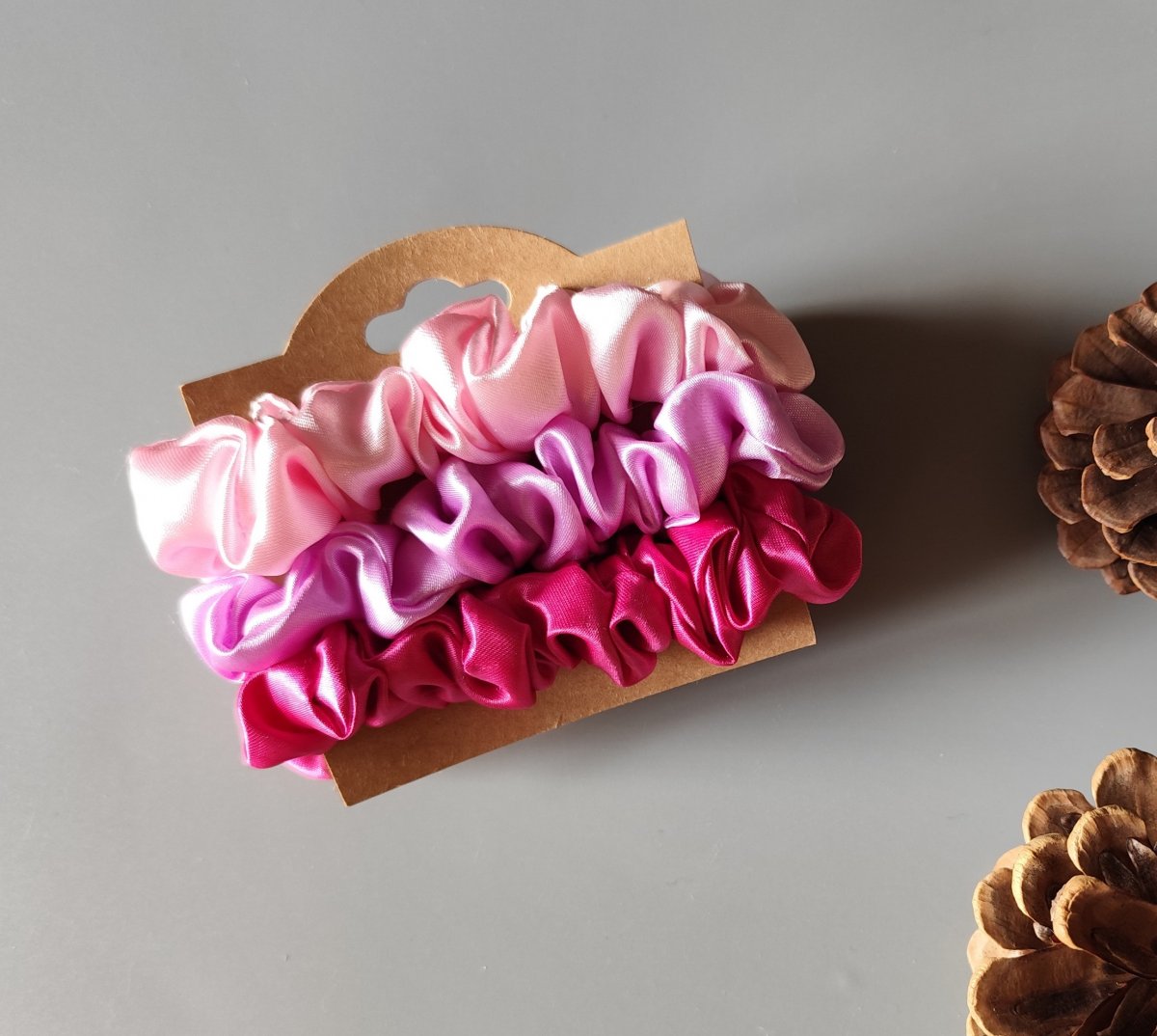 Scrunchie gumičky S na kartě - XI.