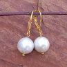 Náušnice s jihomořskými perlami, pozlacená chirurgická ocel, Č.08