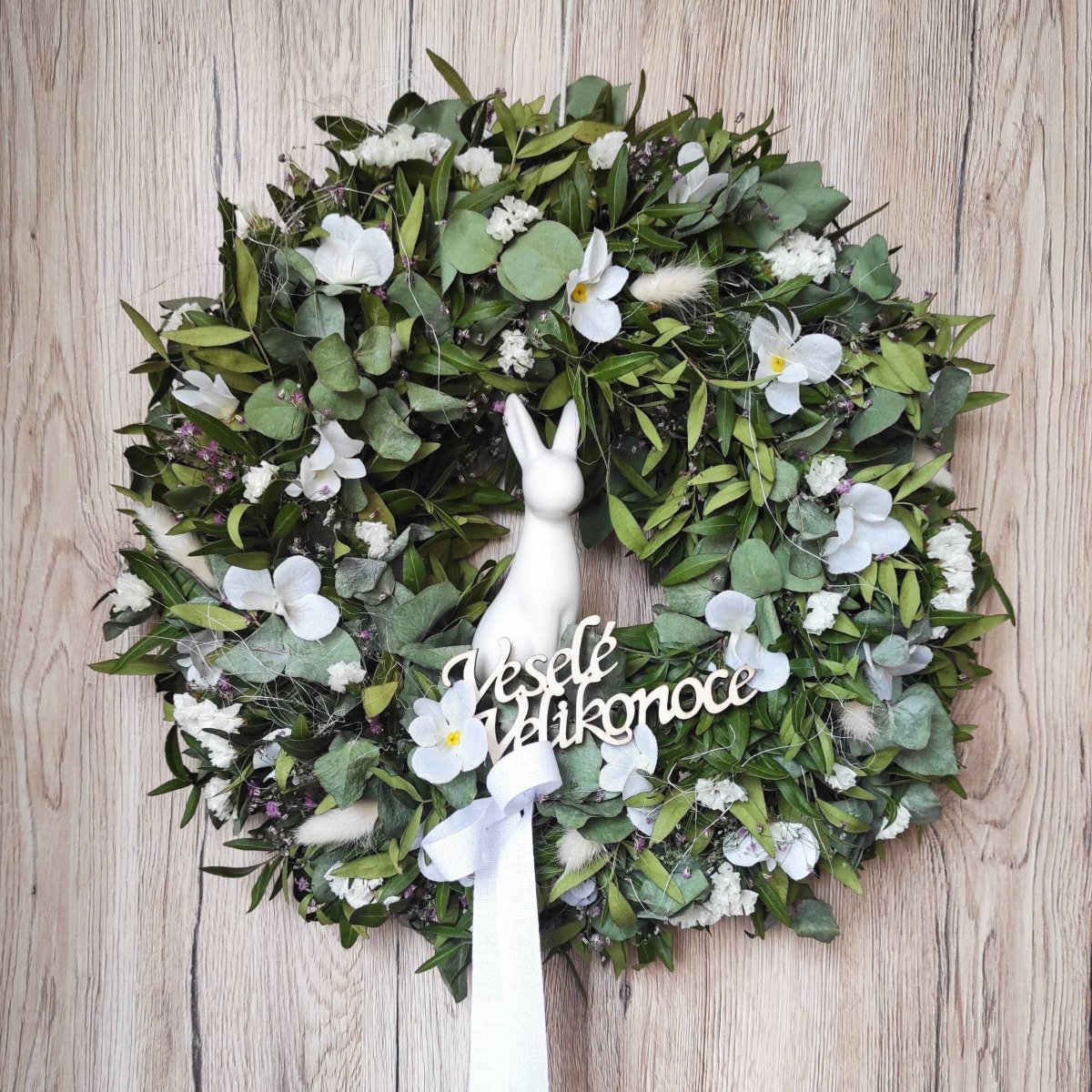 Přírodní velikonoční v. se zajíčkem