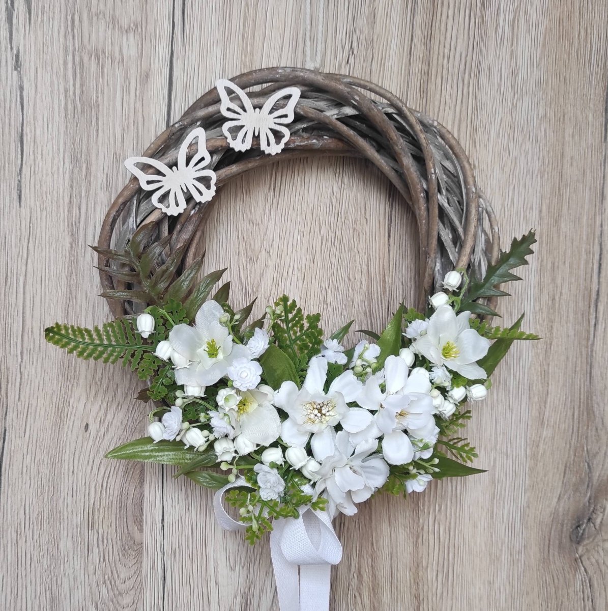 Romantický v. s motýlky