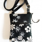 crossbody s kapsou-*ČERNOBÍLÁ ELEGANTNÍ*