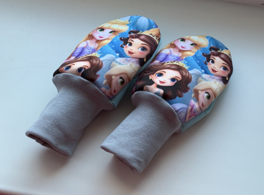 Softshellové rukavice-princezničky na bále
